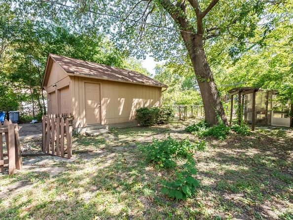 6106  Victor Street , Dallas Texas 75214