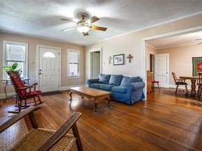 6106  Victor Street , Dallas Texas 75214