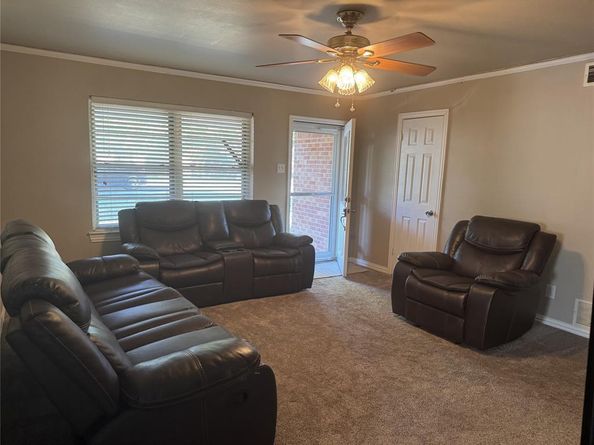 222 W Vista Drive , Garland Texas 75041