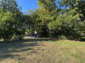 222 W Vista Drive , Garland Texas 75041