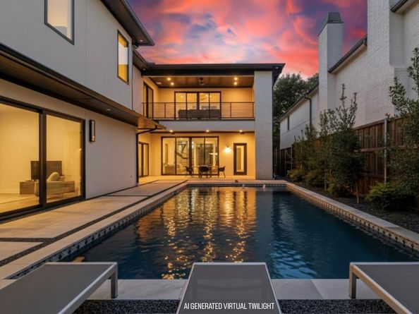 7202  Caillet Street , Dallas Texas 75209