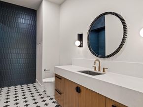 7202  Caillet Street , Dallas Texas 75209
