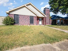 2825  Stoneridge Drive , Garland Texas 75044
