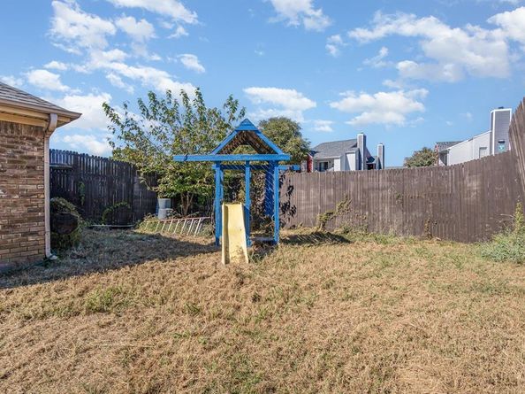 2825  Stoneridge Drive , Garland Texas 75044