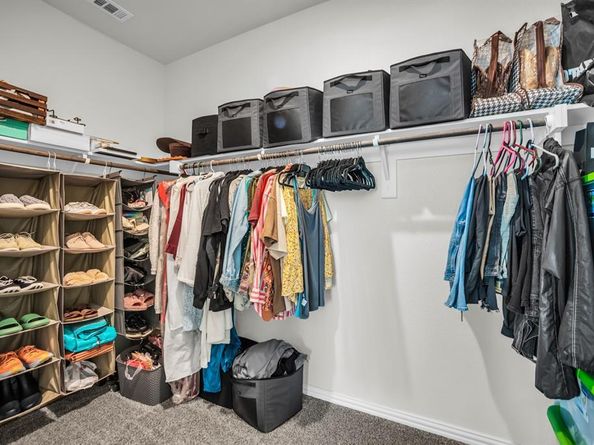 1700  Gold Mine Trail , Aubrey Texas 76227