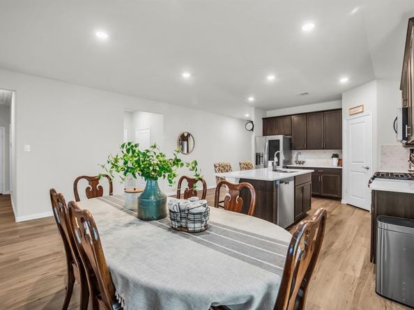 1700  Gold Mine Trail , Aubrey Texas 76227