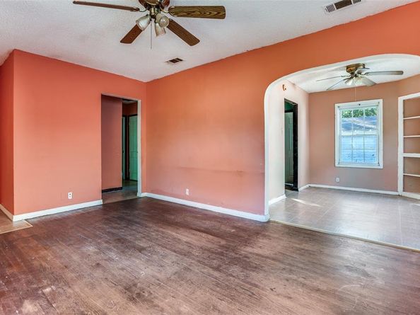 3422  Falls Drive , Dallas Texas 75211