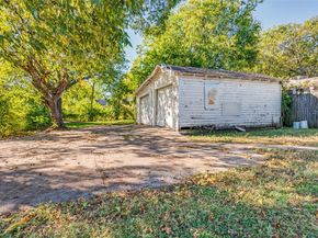 3422  Falls Drive , Dallas Texas 75211