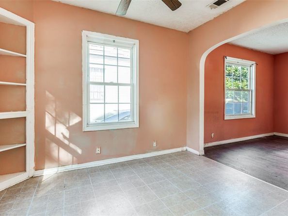 3422  Falls Drive , Dallas Texas 75211