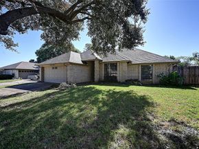 8208  Willow Glen Court , Fort Worth Texas 76134