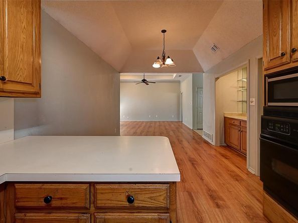 8208  Willow Glen Court , Fort Worth Texas 76134