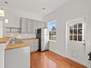 425 S Brighton Avenue , Dallas Texas 75208