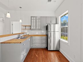 425 S Brighton Avenue , Dallas Texas 75208