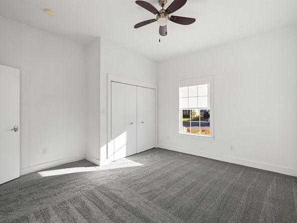 425 S Brighton Avenue , Dallas Texas 75208