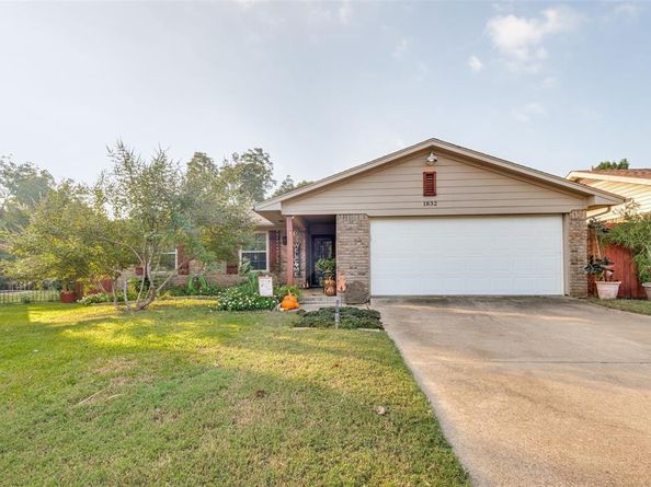 1832  Tameria Drive , Irving Texas 75060