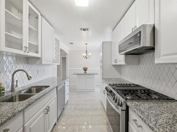 2613  Parkview Drive , Corinth Texas 76210