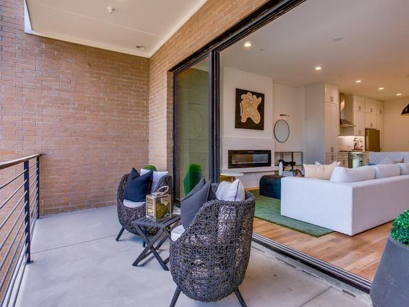 805  Pavillon Street  108, Dallas Texas 75204