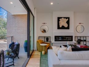 805  Pavillon Street  108, Dallas Texas 75204