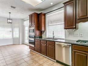 2410  Bowie Lane , Grapevine Texas 76051