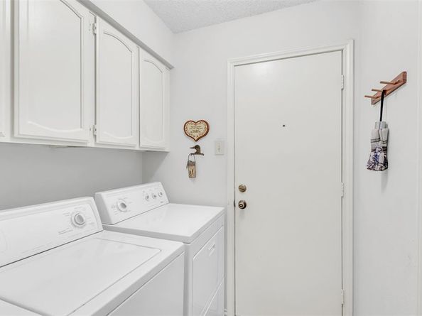 9224  Highedge Circle , Dallas Texas 75238