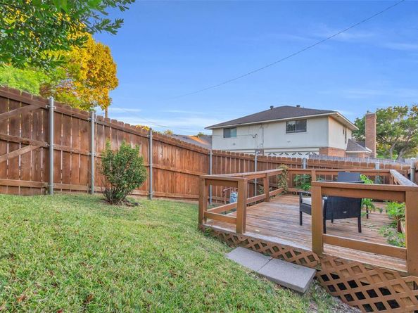 9224  Highedge Circle , Dallas Texas 75238