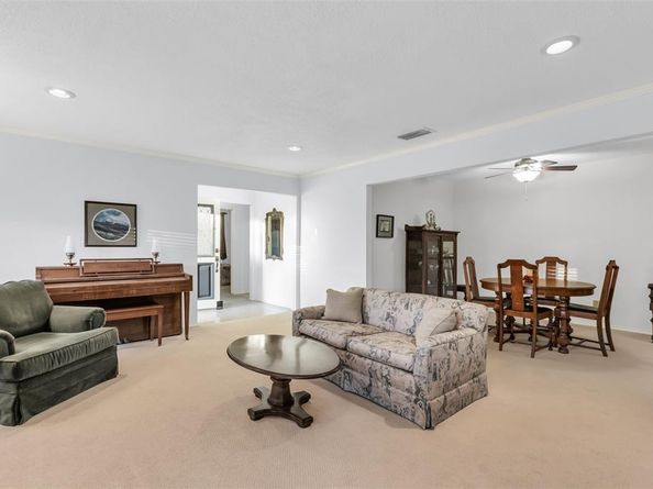 9224  Highedge Circle , Dallas Texas 75238