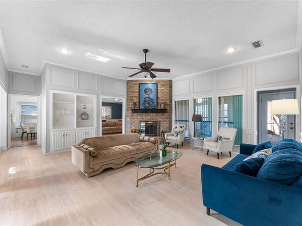 4813  Cortina Drive , Irving Texas 75038