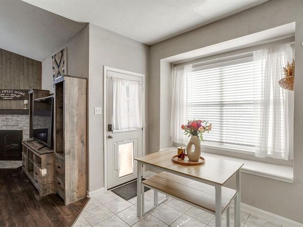 1101  Taylor Lane , Lewisville Texas 75077