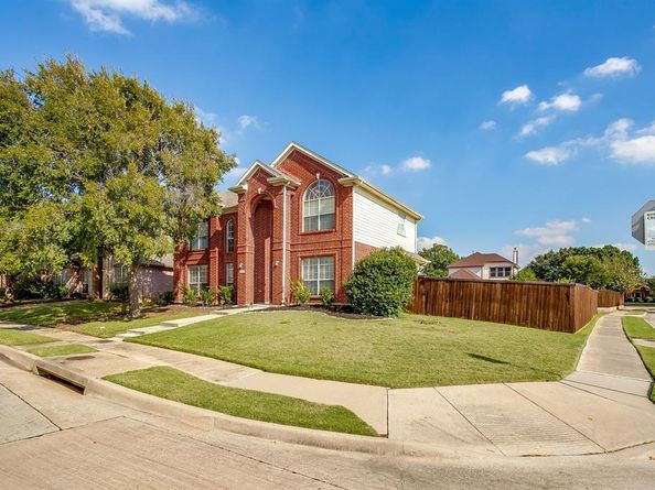 1101  Taylor Lane , Lewisville Texas 75077