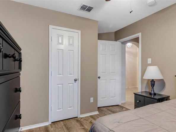 6116  Goldenrod Drive , Denton Texas 76208