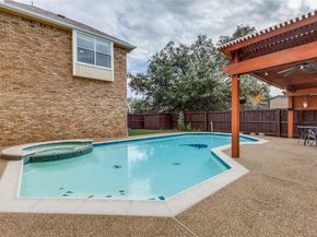5738  Deseret Trail , Dallas Texas 75252