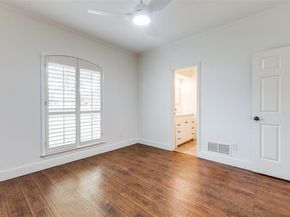 5738  Deseret Trail , Dallas Texas 75252