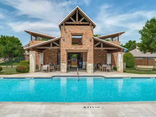 417  Long Cove Court , Allen Texas 75002