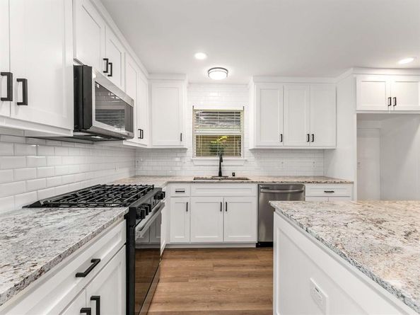 1713  Sam Houston Drive , Garland Texas 75042