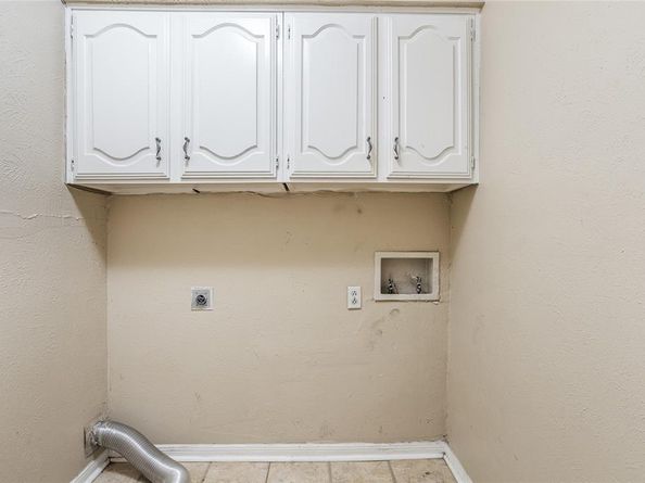 1718  Saint James Drive , Carrollton Texas 75007