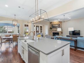 2220  Emerson Lane , Carrollton Texas 75010