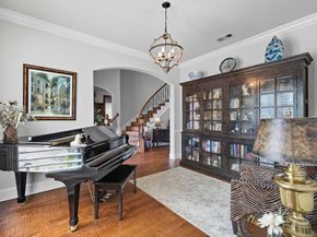 1608  Thomas Lane , Carrollton Texas 75010