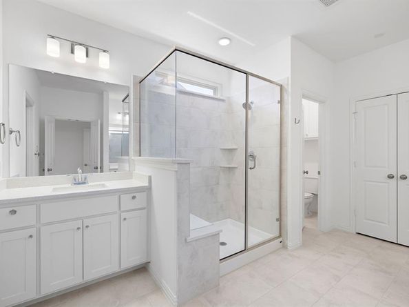 4335  Fall Blossom Drive , Arlington Texas 76005