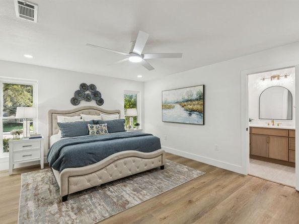6005  Berry Trail Court , Dallas Texas 75248