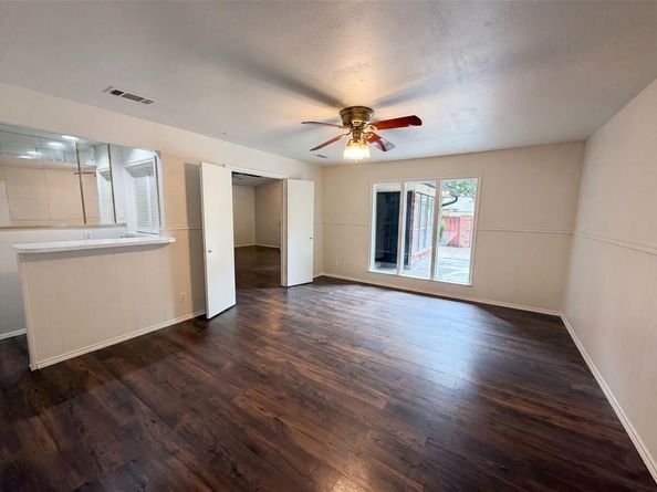 722 S Forest Lane , Duncanville Texas 75116