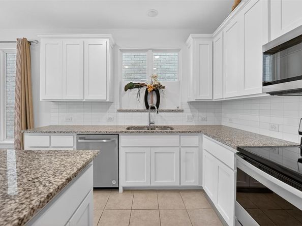 340  Oakbend Drive , Lewisville Texas 75067
