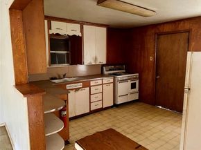 1202  Lindsey Street , Denton Texas 76205