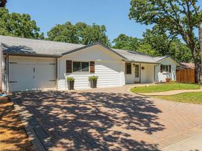 1044  Meadowbrook Drive , Grapevine Texas 76051
