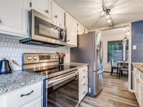 8560  Park Lane  91, Dallas Texas 75231