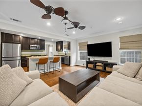 5947  Mercedes Avenue , Dallas Texas 75206
