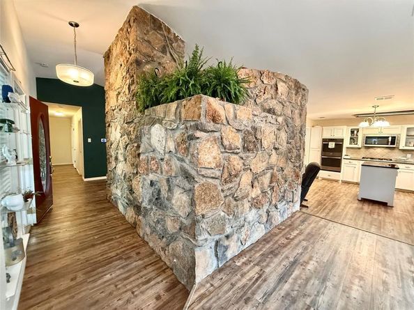 1206  Mildred Lane , Benbrook Texas 76126