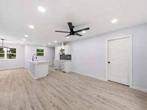 3842  Soft Wind Drive , Dallas Texas 75241