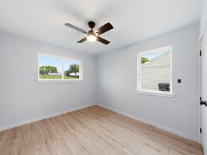 3842  Soft Wind Drive , Dallas Texas 75241