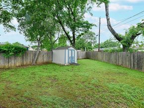 531  Himes Drive , Euless Texas 76039