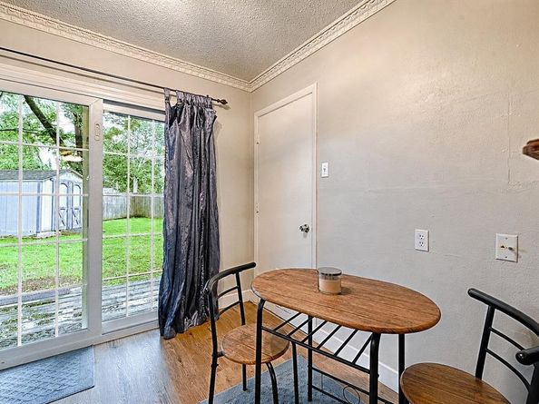 531  Himes Drive , Euless Texas 76039